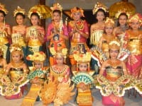 Woman to Woman in Bali Woman to Woman in Bali