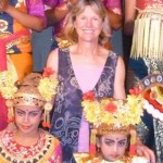Meeting young dancers in Bali