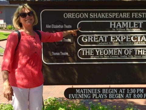 It's so hard to choose just 2 or 3 plays. I saw Hamlet at the outdoor Elizabethan theater, Roe, a contemporary play inside and Charles Dickens' Great Expectations. 