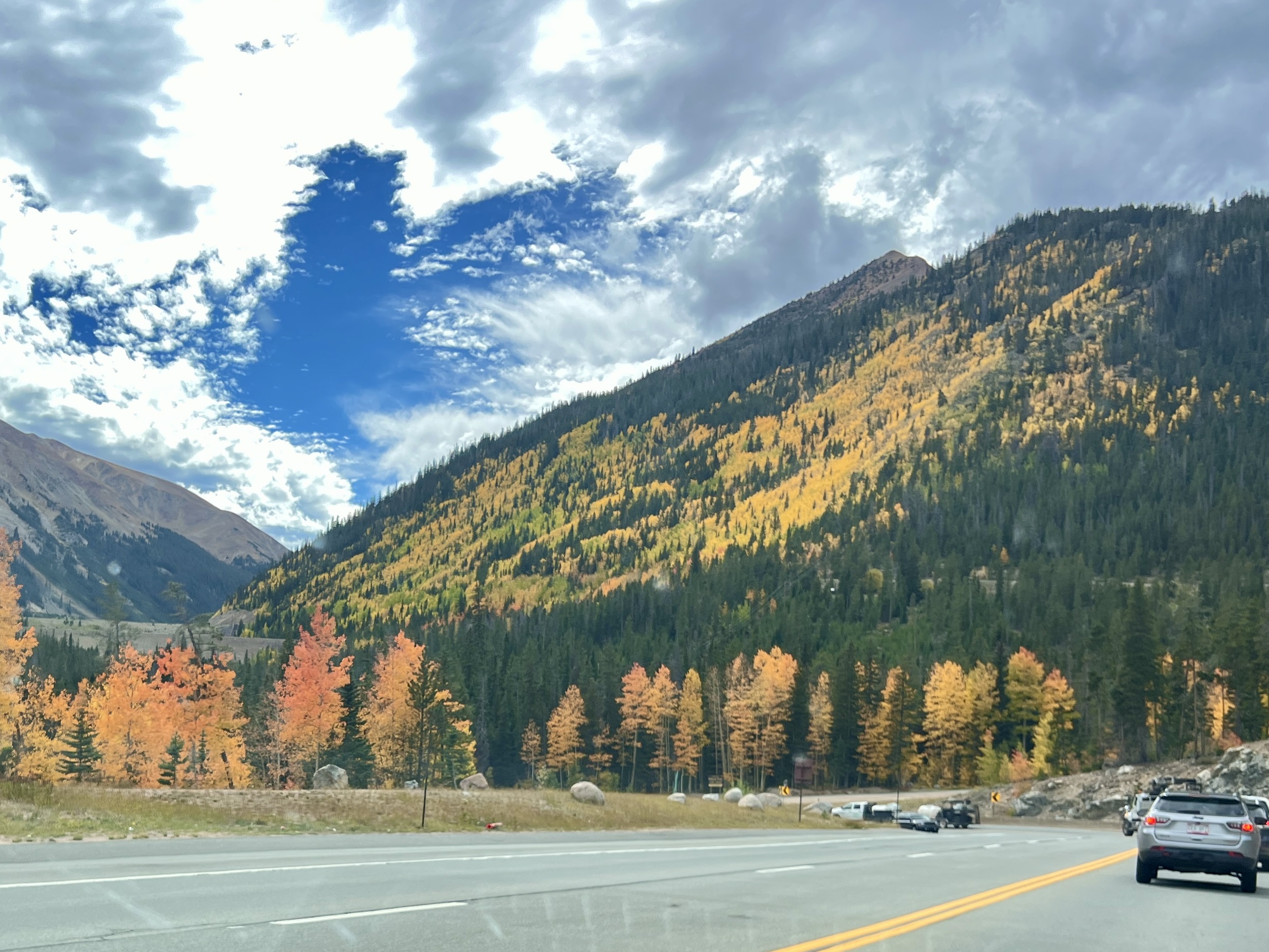 Ultimate Guide to Grand County, Colorado: Discover Fall Colors, Elk Rutting, and Hidden Gems in Rocky Mountain National Park